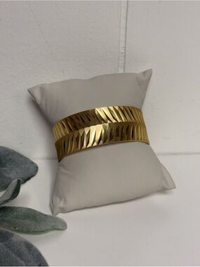 Vintage W. Germany Brilliant Gold Tone Textured Wide Statement Bangle Bracelet